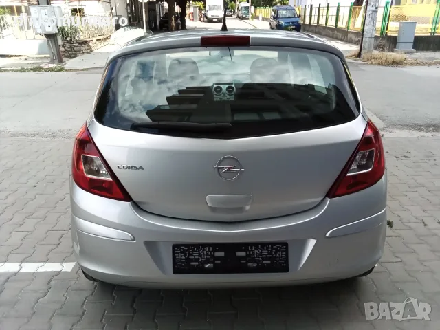Opel Corsa 1.2i-86kc. 2011год. Euro5, снимка 6 - Автомобили и джипове - 55326115