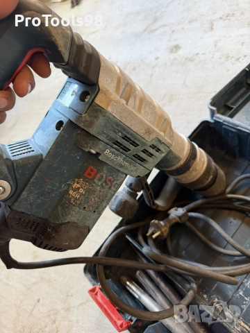 Bosch GSH 5 CE къртач, снимка 4 - Къртачи - 55427612