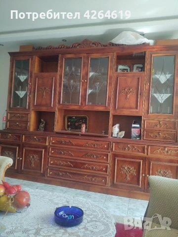 ПРОДАВАМ !! , снимка 3 - Секции и витрини - 54486746