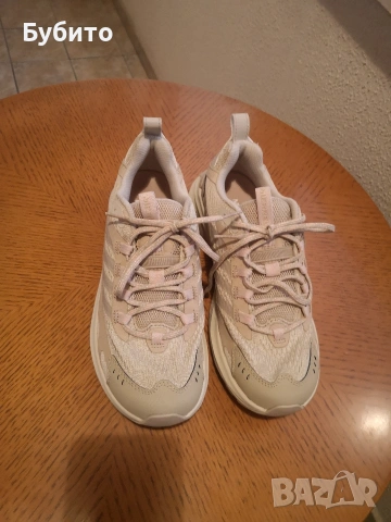 Оригинални Merrell, снимка 2 - Маратонки - 54655838