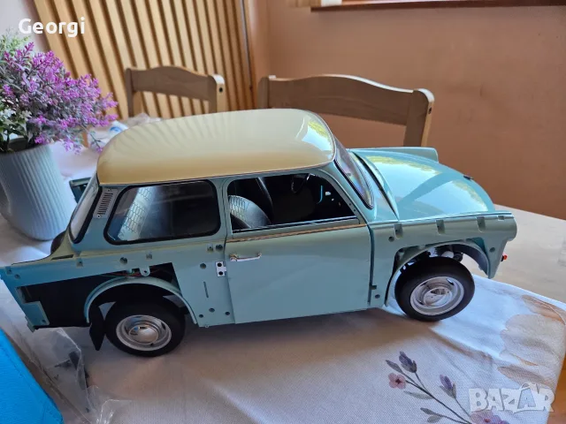 Модел Трабант 601 Deagostini, снимка 2 - Колекции - 55432468
