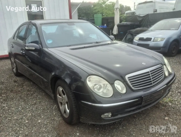 На Части Mercedes-Benz W211 E270cdi 177к.с. 2004г. седан , снимка 2 - Автомобили и джипове - 54867099