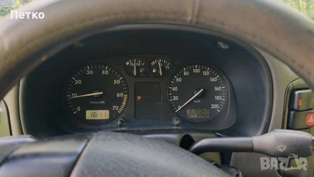 VW Polo 1.0 1997година, снимка 12 - Автомобили и джипове - 54568908