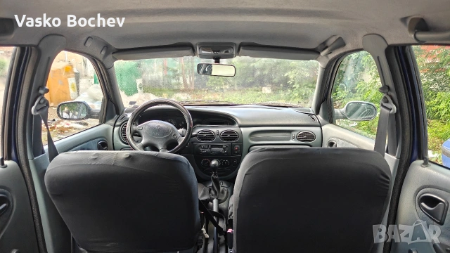 Renault Megan 1.6, снимка 11 - Автомобили и джипове - 54901281