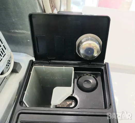 Кафемашина Delonghi, снимка 5 - Кафе машини - 55650124