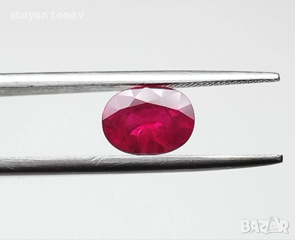 Изключителен естествен рубин от Мианмар 1,52 карата! Сертификат!, снимка 2 - Други - 54156349