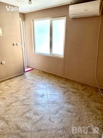 Едностаен необзаведен апартамент под наем в Кършияка, снимка 3 - Апартаменти - 54132324