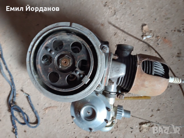 Двигатели за резачка на дърва от Дружба, снимка 2 - Градинска техника - 54274230