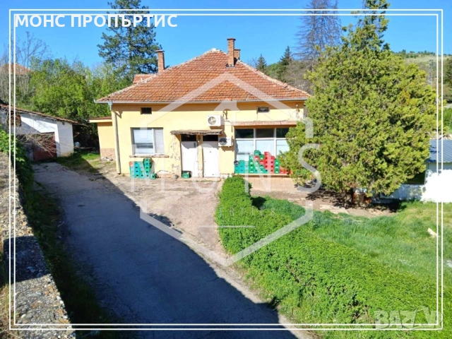 За продажба оборудвана фурна и работещ магазин в с. Добромирка, гр. Севлиево., снимка 3 - Производствени сгради - 54629424