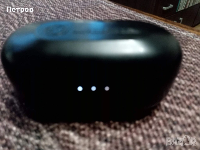 Зарядна кутийка за слушалки In-Ear JLAB, снимка 2 - Слушалки и портативни колонки - 54057829