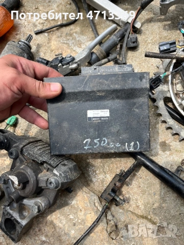 Suzuki gsxr 750 i srad на части , снимка 4 - Части - 54807348