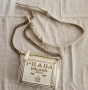 PRADA оригинална малка чантичка, снимка 14