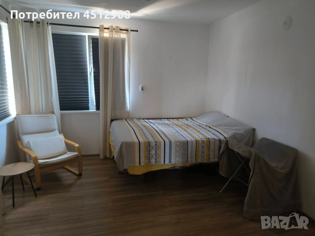 Първи етаж от двуетажна къща Велики Преслав, снимка 2 - Къщи - 54758909