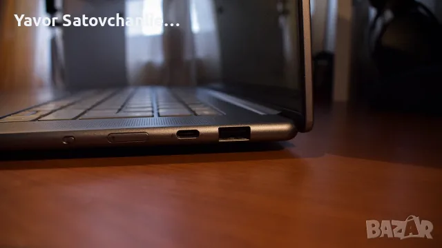 Lenovo Yoga Slim 7i Aura Edition (Intel Core U7, 32GB RAM, 1TB SSD), снимка 4 - Лаптопи за игри - 55568330