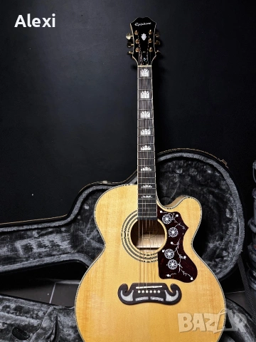Epiphone EJ-200SCE акустична китара, снимка 2 - Китари - 55039112