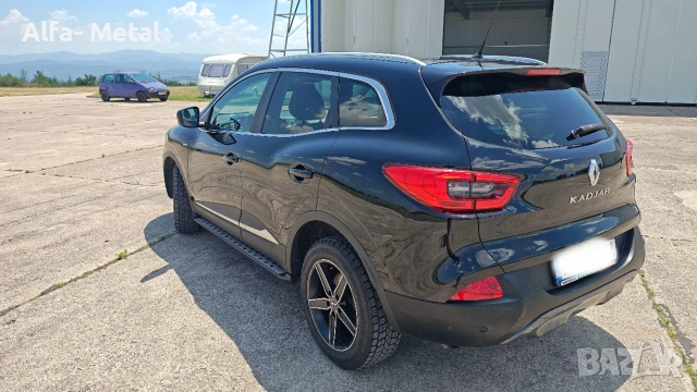 Продавам Renault Kadjar - топ състояние, снимка 8 - Автомобили и джипове - 55102347