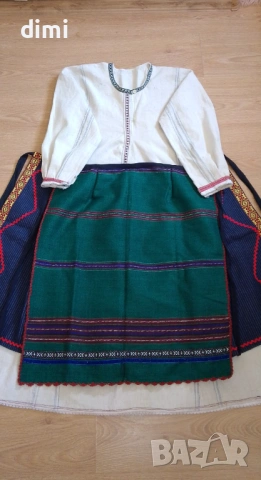 СЕВЕРНЯШКА НОСИЯ ОТ ТРИ ЧАСТИ  , снимка 4 - Антикварни и старинни предмети - 54211492