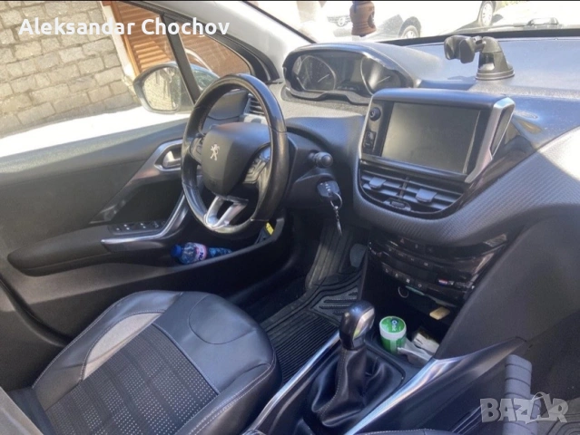Peugeot 2008, снимка 12 - Автомобили и джипове - 54682308