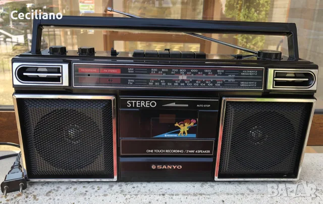 SANYO M 9703K
Много запазен за годините си,като Нов радиокасетофон!