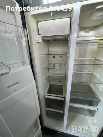 Двукрилен хладилник MAYTAG, снимка 7 - Хладилници - 54501376