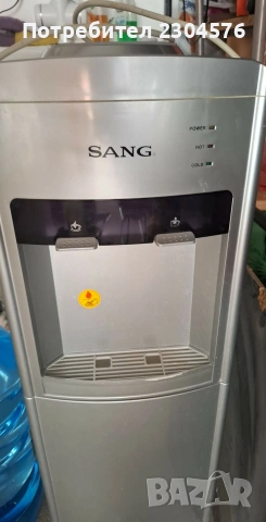 Продавам диспенсър Sang