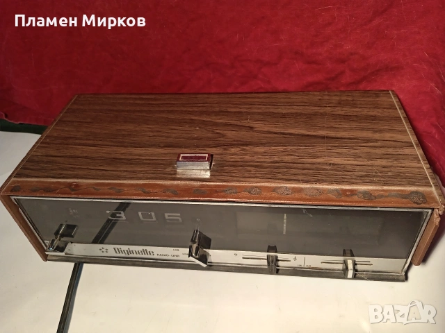 Германски радио часовник Diginette, снимка 3 - Радиокасетофони, транзистори - 55267545