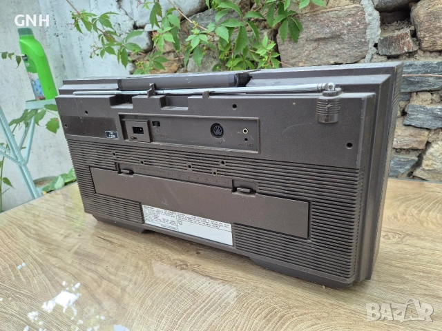 Радиокасетофон Sharp GF-6565H, снимка 6 - Радиокасетофони, транзистори - 55188680