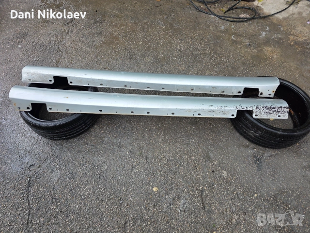 Оригинални пластмасови прагове за Mercedes E-класа W211 (2002-2009) - сребристи
