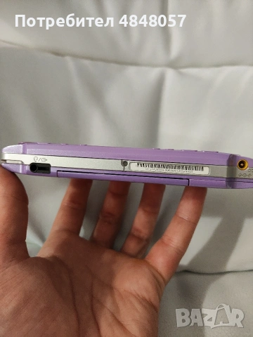 Продавам уникално PSP 3003 Hannah Montana Limited Edition Lilac Purple, снимка 4 - PlayStation конзоли - 54791767