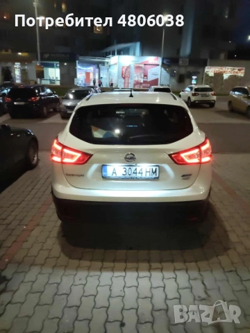 ПРОДАВАМ Nissan Qashqai, снимка 2 - Автомобили и джипове - 54293685