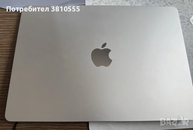 MacBook Air M2 дисплей