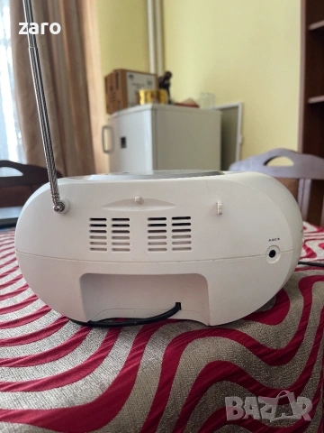 Радиокасетофон с CD Philips, снимка 7 - Радиокасетофони, транзистори - 55069839
