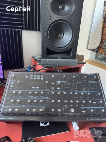 Синтезатор Novation Peak, снимка 2 - Синтезатори - 54996328