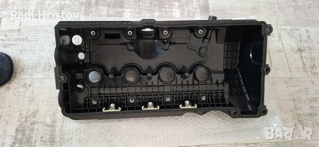 Капак клапани BMW E70, снимка 4 - Части - 54813112