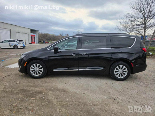 2017 Chrysler Pacifica 3,6 pentastar, снимка 5 - Автомобили и джипове - 55019348