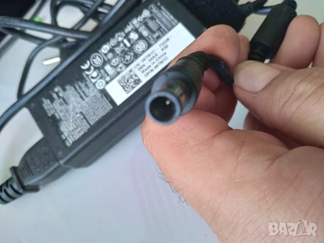 Оригинално зарядно за лаптоп DELL , снимка 4 - Кабели и адаптери - 55681397