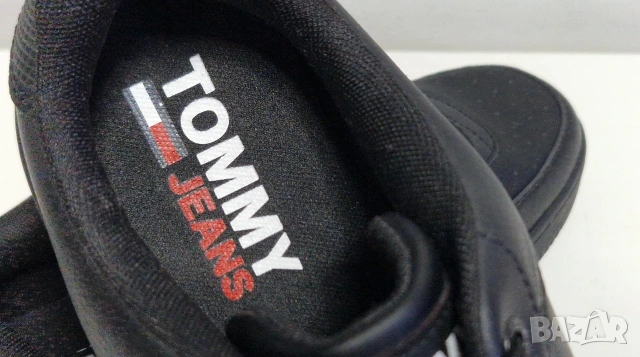 TOMMY HILFIGER, 42 номер, НОВИ , снимка 10 - Маратонки - 54431779