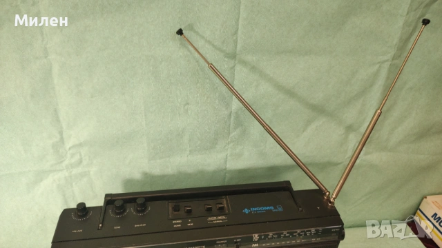 Радиокасетофон SKR 720 INCOMS Mezdra RFT radio cassette player-ретро /vintage/, снимка 3 - Радиокасетофони, транзистори - 54008671