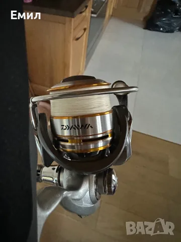 ЧИСТО НОВА макара Daiwa Procyon 2500SH (High Speed), снимка 2 - Макари - 55298199