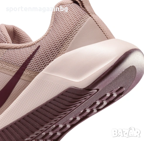 Дамски маратонки Nike MC Trainer 3, снимка 8 - Маратонки - 54518845