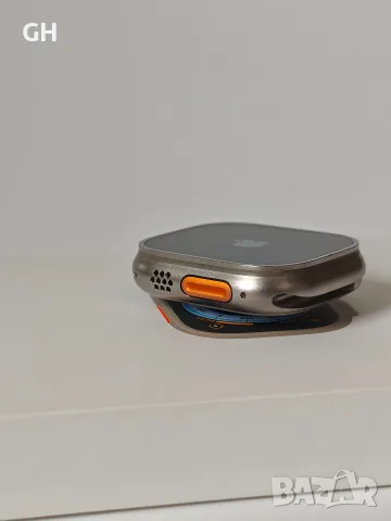Apple Watch Ultra 49 mm Titanium | Перфектен технически, снимка 3 - Смарт гривни - 55398745