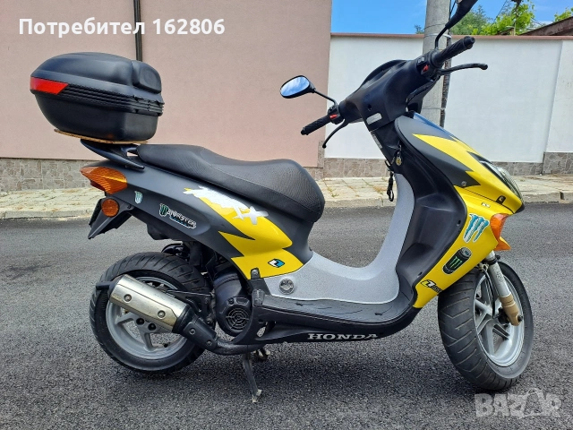 Продавам скутер Honda 50куб., снимка 3 - Мотоциклети и мототехника - 54692513