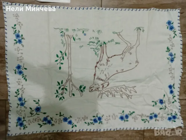 Ковьор за закачане на стена, ръчно бродиран, снимка 3 - Други - 55698523