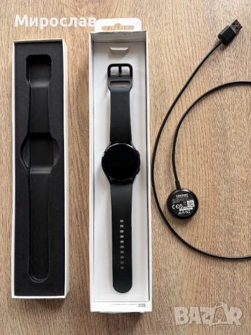 Продавам Samsung Galaxy Watch4 