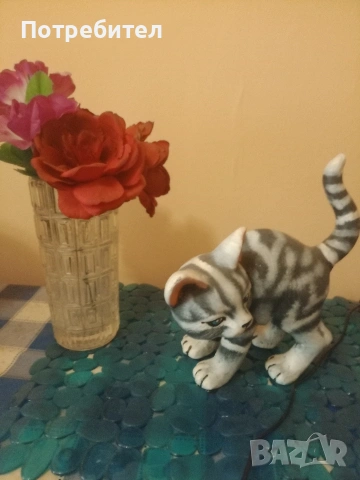 Порцеланова котка за декор, снимка 2 - Други - 54659038