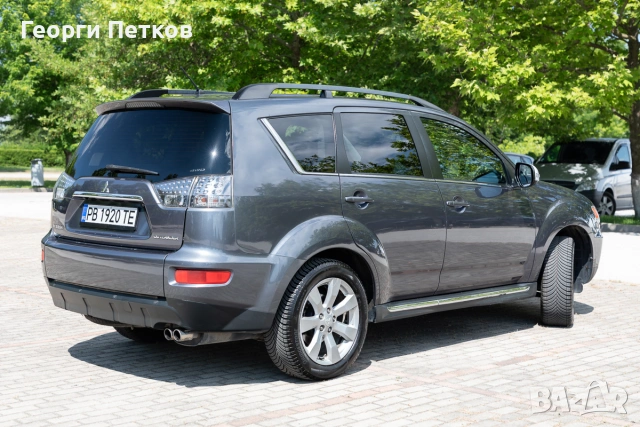 Mitsubishi Outlander 2.2 DI-D, снимка 2 - Автомобили и джипове - 55094256