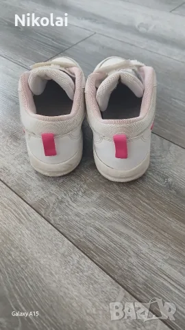 Детски маратонки NIKE , снимка 2 - Детски маратонки - 55454000