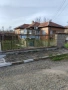 Къща с двор, снимка 1