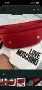 Moschino оригинална чанта, снимка 4