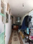 Продавам масивна триетажна къща с двор , снимка 3